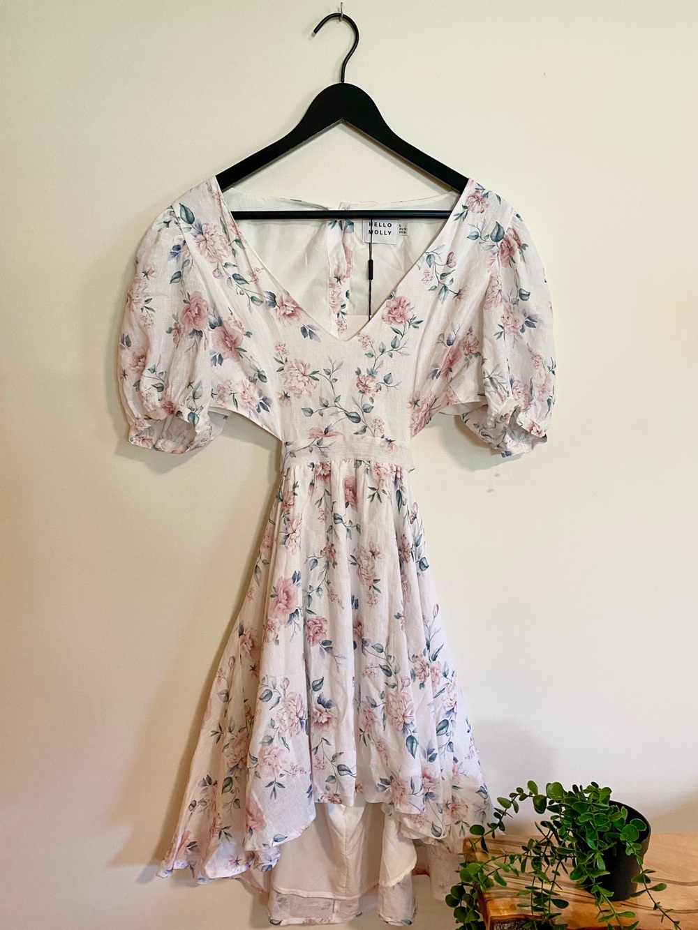 NWT Hello Molly Puff Sleeve Open Back Floral Dress